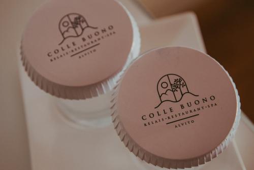 a couple of cupcakes sitting on top of a table at RELAIS COLLE BUONO in Alvito