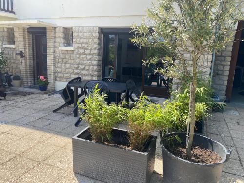 Appartement dans Villa