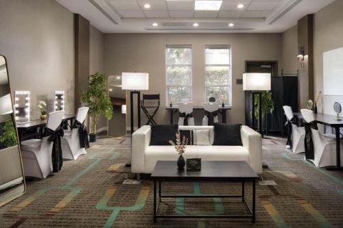 Residence Inn Long Beach Downtown Image