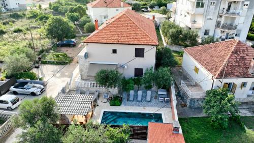 Brane Apartments with shared swimming pool