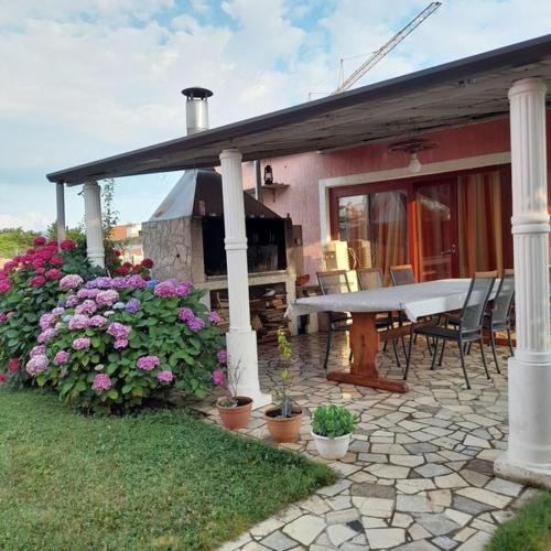 Apartments Dragica
