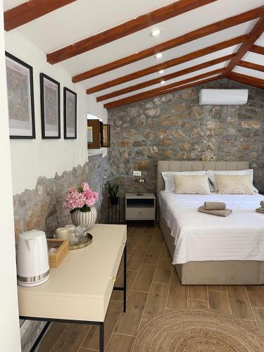 Postel nebo postele na pokoji v ubytování Monte Cristo Wines & Rooms