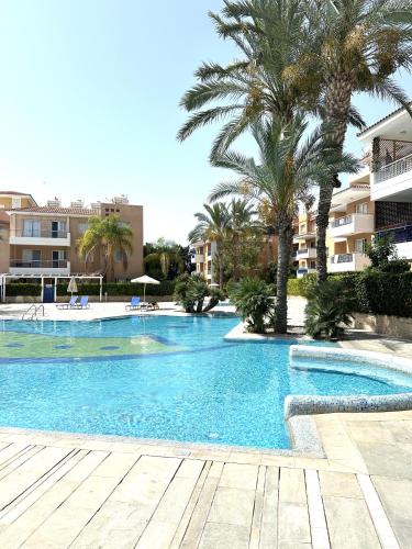 H&O Golden Sun Suite