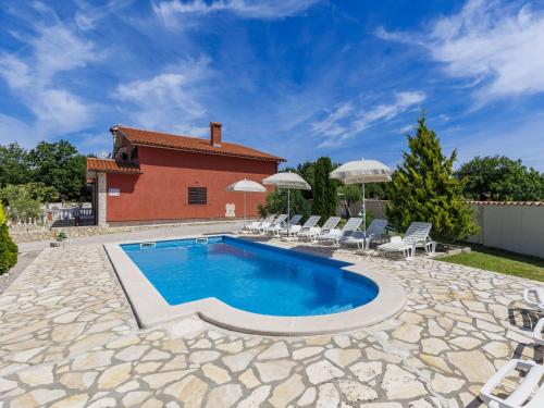 Holiday Home Maric by Interhome