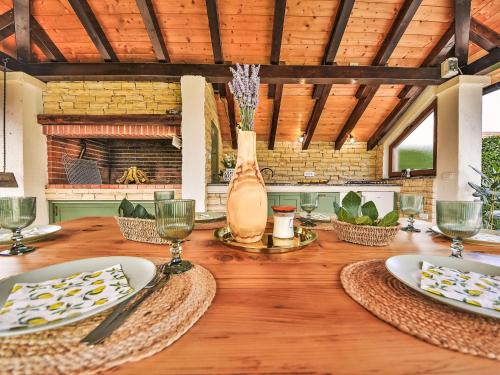 Apartment Petra-2 by Interhome
