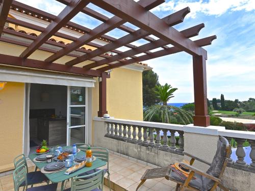 Apartment Le Village - VJ106 by Interhome