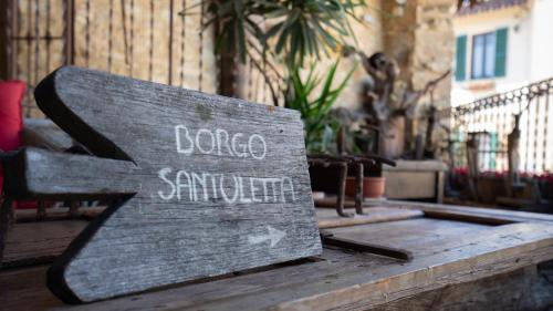 Galería fotográfica de Borgo Santuletta en Santa Giuletta