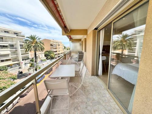 Le studio Palm Beach, Clim ,Parking, Neuf