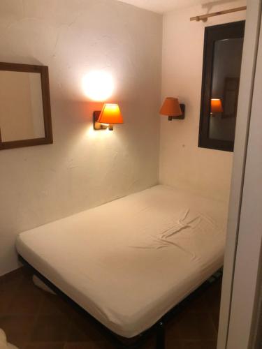 Postel nebo postele na pokoji v ubytování appartement avec une chambre