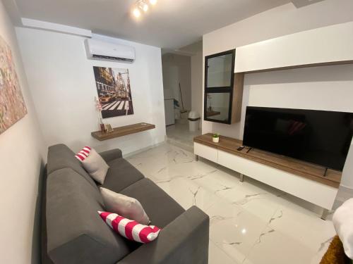 Posezení v ubytování R1 Cosy Double Room in Msida Flat