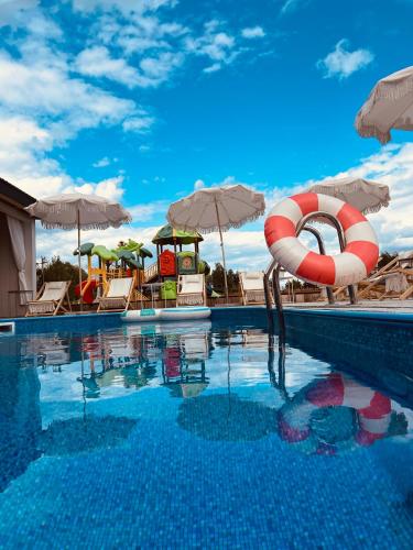 Goose Home and Garden