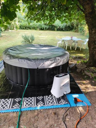 Maison au bord du lot