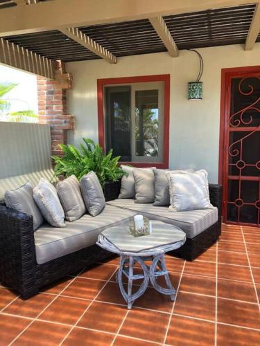 Ruang duduk di The Cozy Nest - Best Kept Secret in Todos Santos