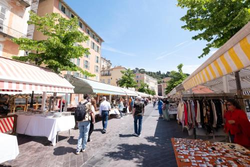 Appartement spacieux vieux Nice