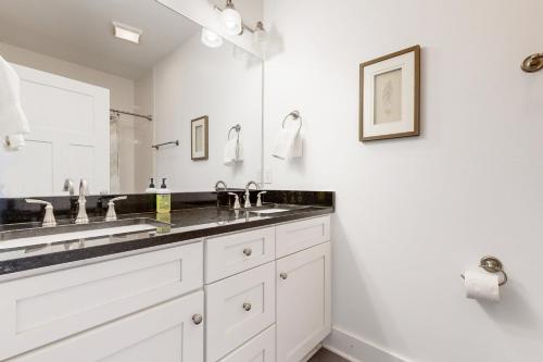 Ένα μπάνιο στο The Foster House