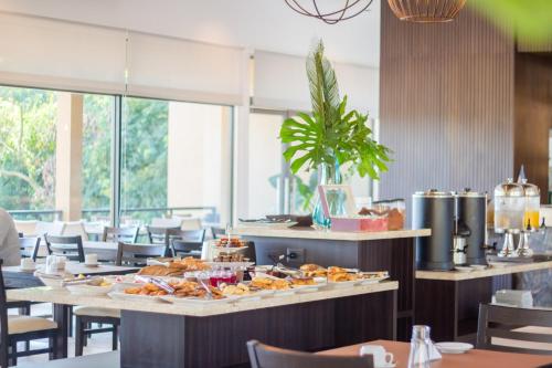 Mad på hotellet eller i nærheden