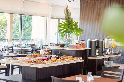 Mad på hotellet eller i nærheden