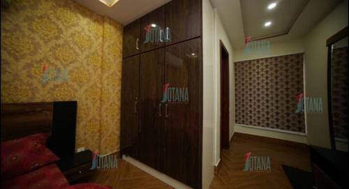 Гостиная зона в One Bedroom Apartment Bahria Town Lahore