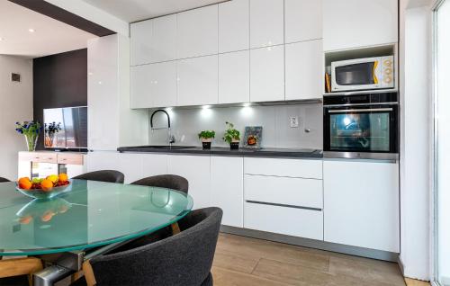 Awesome Apartment In Sibenik