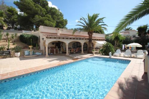 Germania - holiday home with private swimming pool in El Portet 내부 또는 인근 수영장