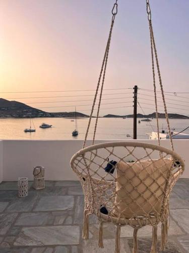 Linardo's Cycladic House