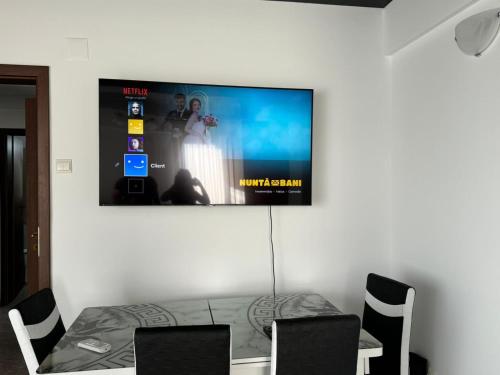 TV a/nebo společenská místnost v ubytování Navodari Robert apartament