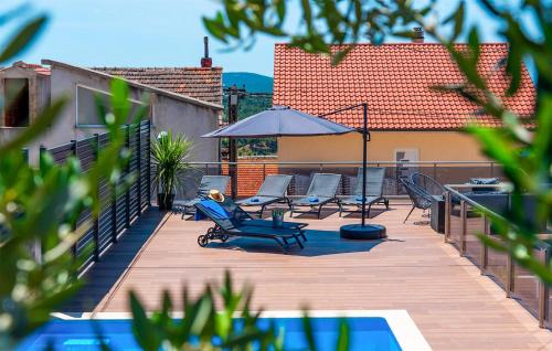 Lovely Apartment In Sibenik