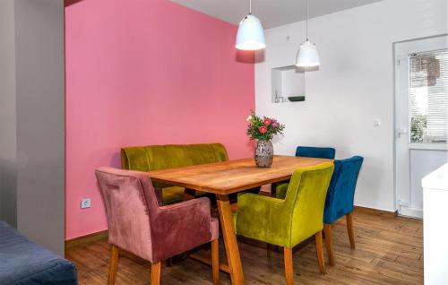 Lovely Apartment In Sibenik