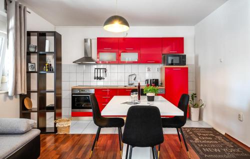 Awesome Apartment In Sibenik