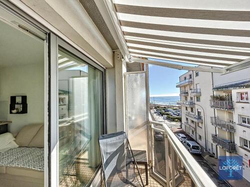 Studio Alcôve près de la plage avec balcon et WiFi - Quartier Arago - FR-1-331-229