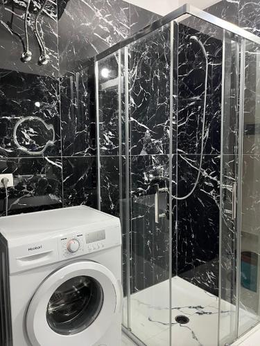 Saranda Terraces View tesisinde bir banyo