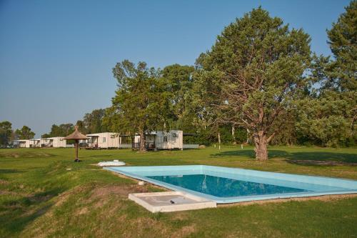 Bazén v ubytování La Cantera Eco Hotel & Golf nebo v jeho okolí