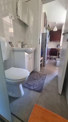 Koupelna v ubytování Tuana