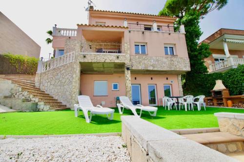 V&V LLORET- Villa Violetes