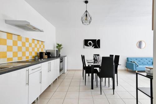 Photo de la galerie de l'établissement maisonnette climatisée ,20 min de cassis et d'aix, à Peypin