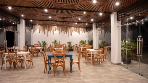 Restaurace v ubytování Luz de Luna Glamping