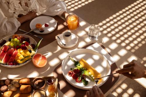 Jídlo v hotelu nebo okolí