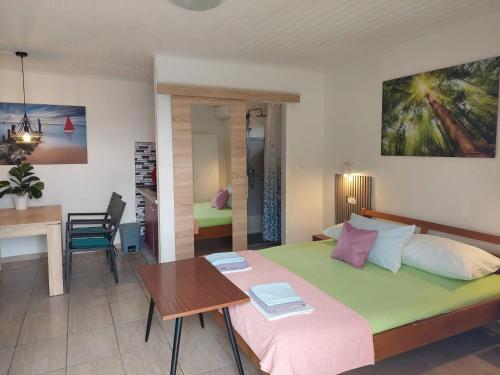 Apartments by the sea Duce, Omis - 13694