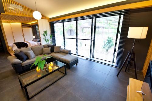 Χώρος καθιστικού στο 親慶原TerraceリゾートVILLA