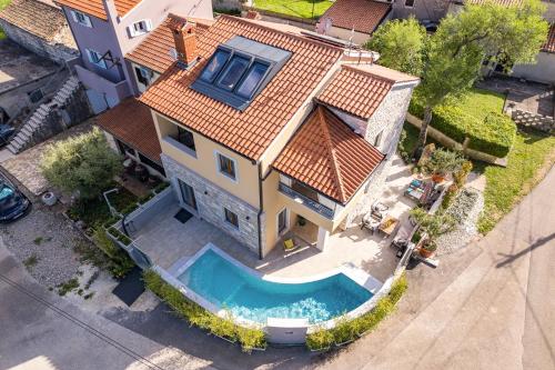 Casa Dika Pool & Lounge - Happy Rentals