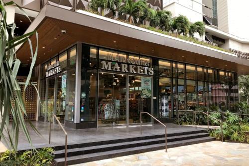a store front of a shopping mall at The Ritz-Carlton Residences, Waikiki Beach Hotel in Honolulu