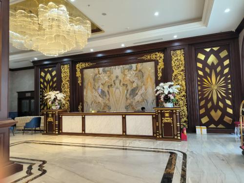 Gambar di galeri bagi Cửa Đông Luxury Hotel di Vinh