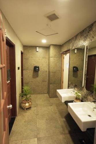 Bilik mandi di Maurya Rajadhani