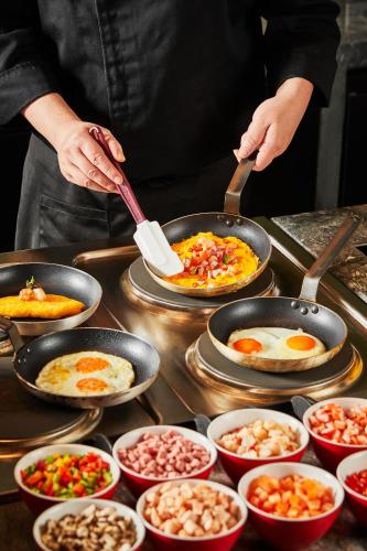 Jídlo v hotelu nebo okolí