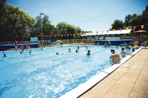 Swimmingpoolen hos eller tæt på Camping les Plages de Loire
