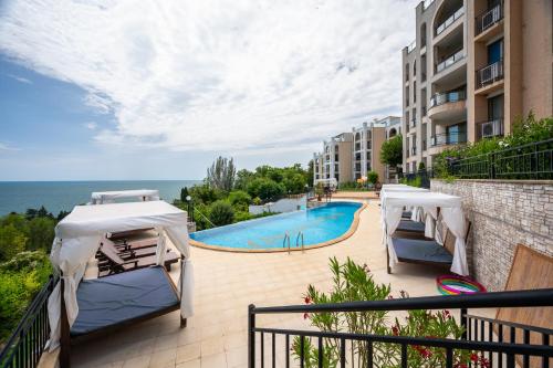 Πισίνα στο ή κοντά στο Queen's view 14-Pools-Near Botanic garden