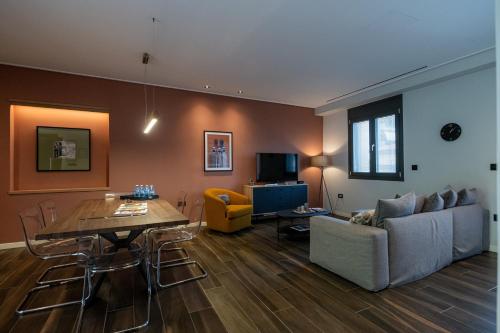 Televízia a/alebo spoločenská miestnosť v ubytovaní Villa Vesta - Kalamata Mediterranean Villas