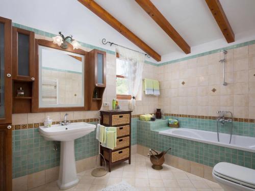 Koupelna v ubytování Lovely apartment in Labin