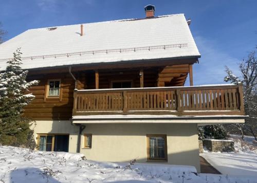 Zgrada u kojoj se nalazi smeštaj u okviru domaćinstva