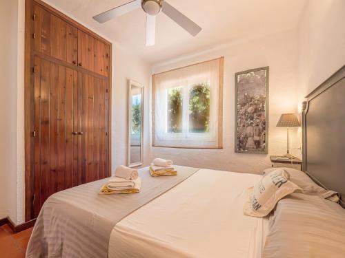 Ένα ή περισσότερα κρεβάτια σε δωμάτιο στο Bini Belin